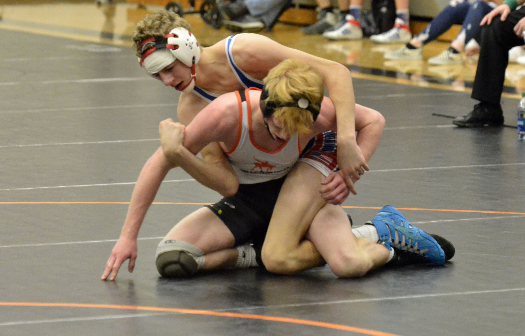 Class 1A wrestling sectional in Sibley